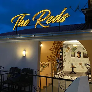 The Reds Estalagem